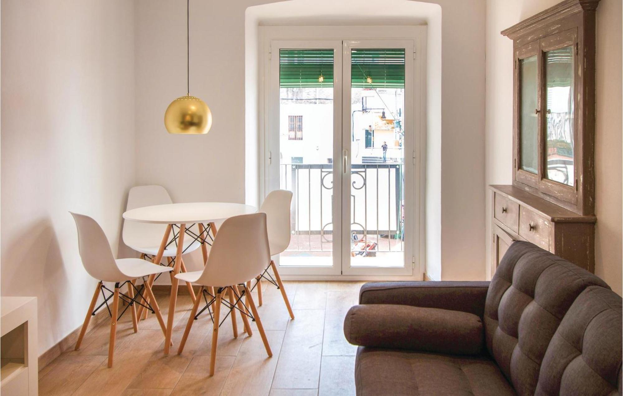 Amazing Apartment In Blanes With Kitchen Екстериор снимка